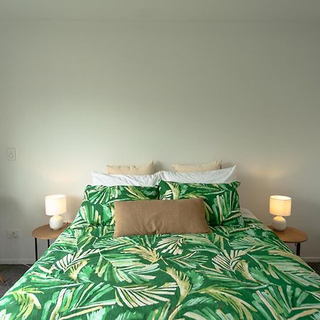 Modern 2 Bedroom Townhouse In Cbd With Parking! Sleeps 5 كريستتشيرش المظهر الخارجي الصورة